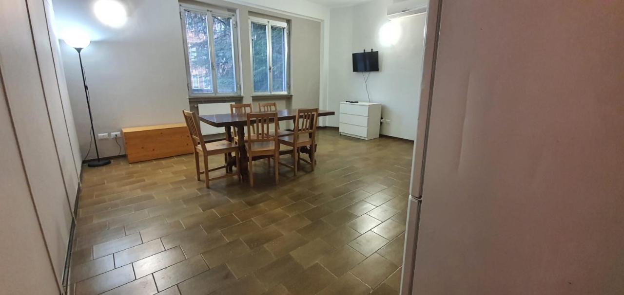 Casa Tommaso Apartment เปียเชนซา ภายนอก รูปภาพ