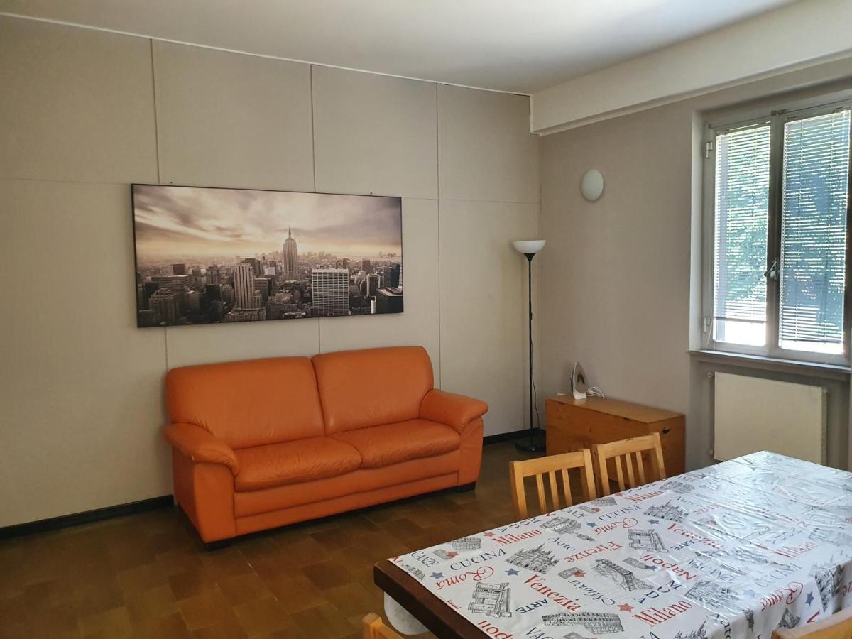 Casa Tommaso Apartment เปียเชนซา ภายนอก รูปภาพ